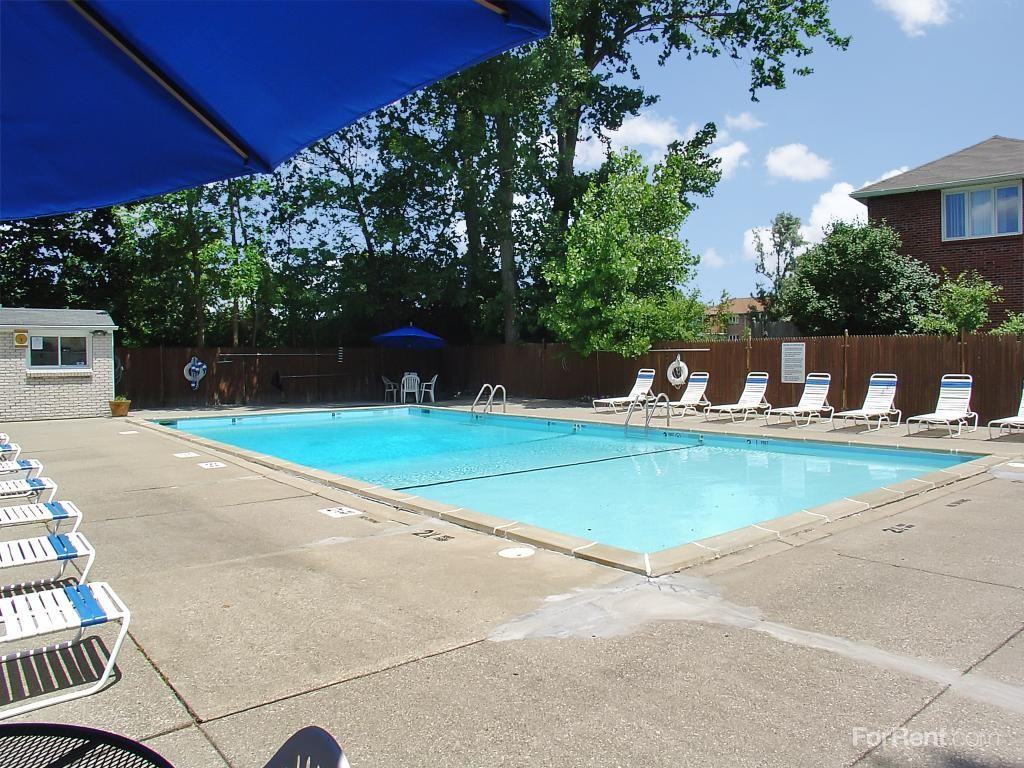 Sturbridge Village Apartments - Photo 3 of 15