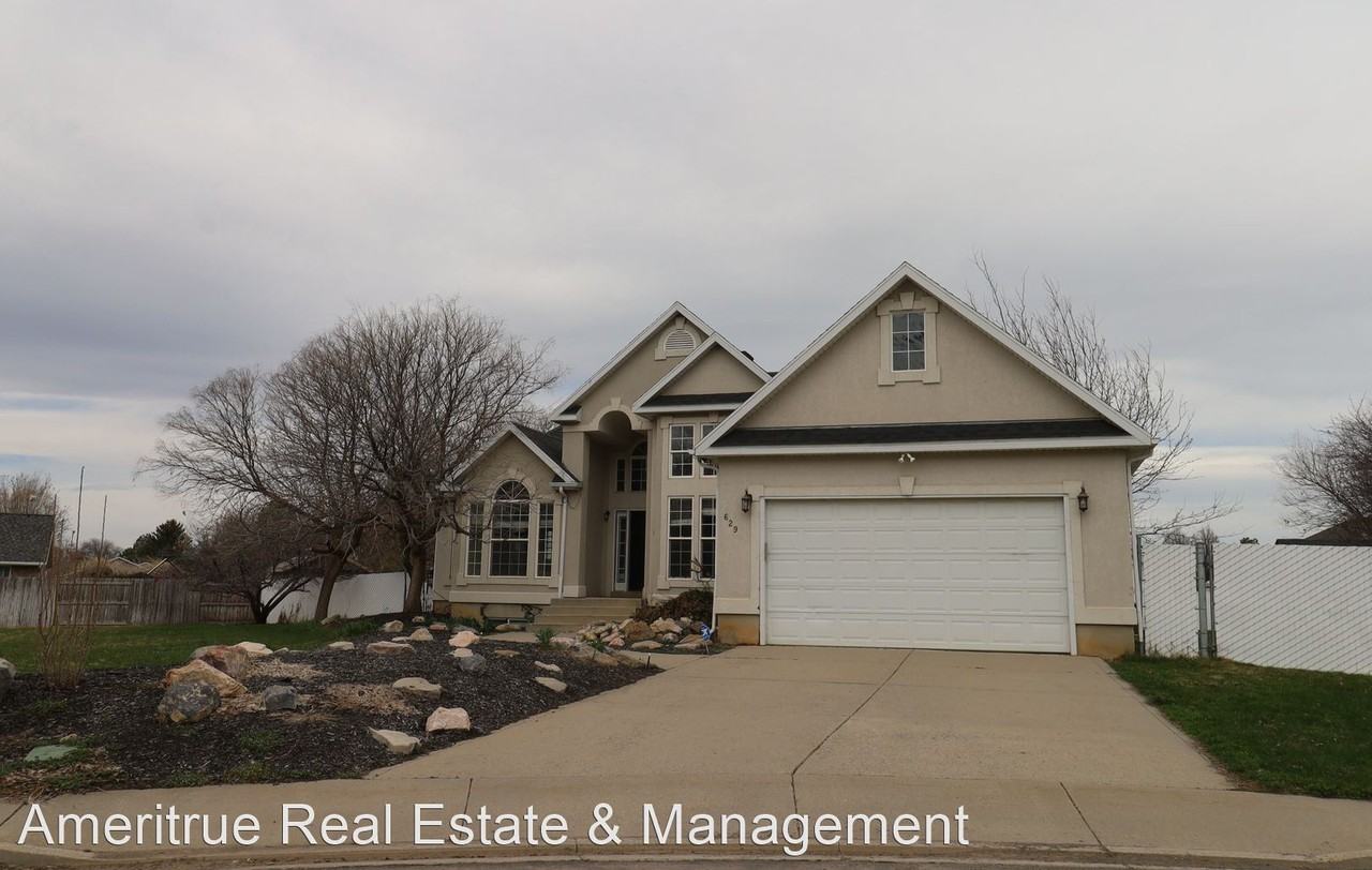 629 N 900 E - Photo 2 of 41