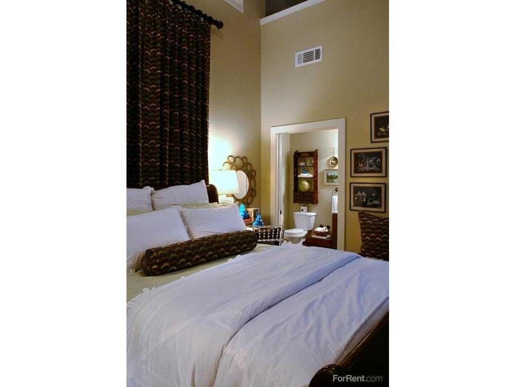 The Dannenberg Lofts - Photo 3 of 18