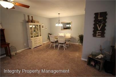 16870 Lakewood Dr - Photo 3 of 12