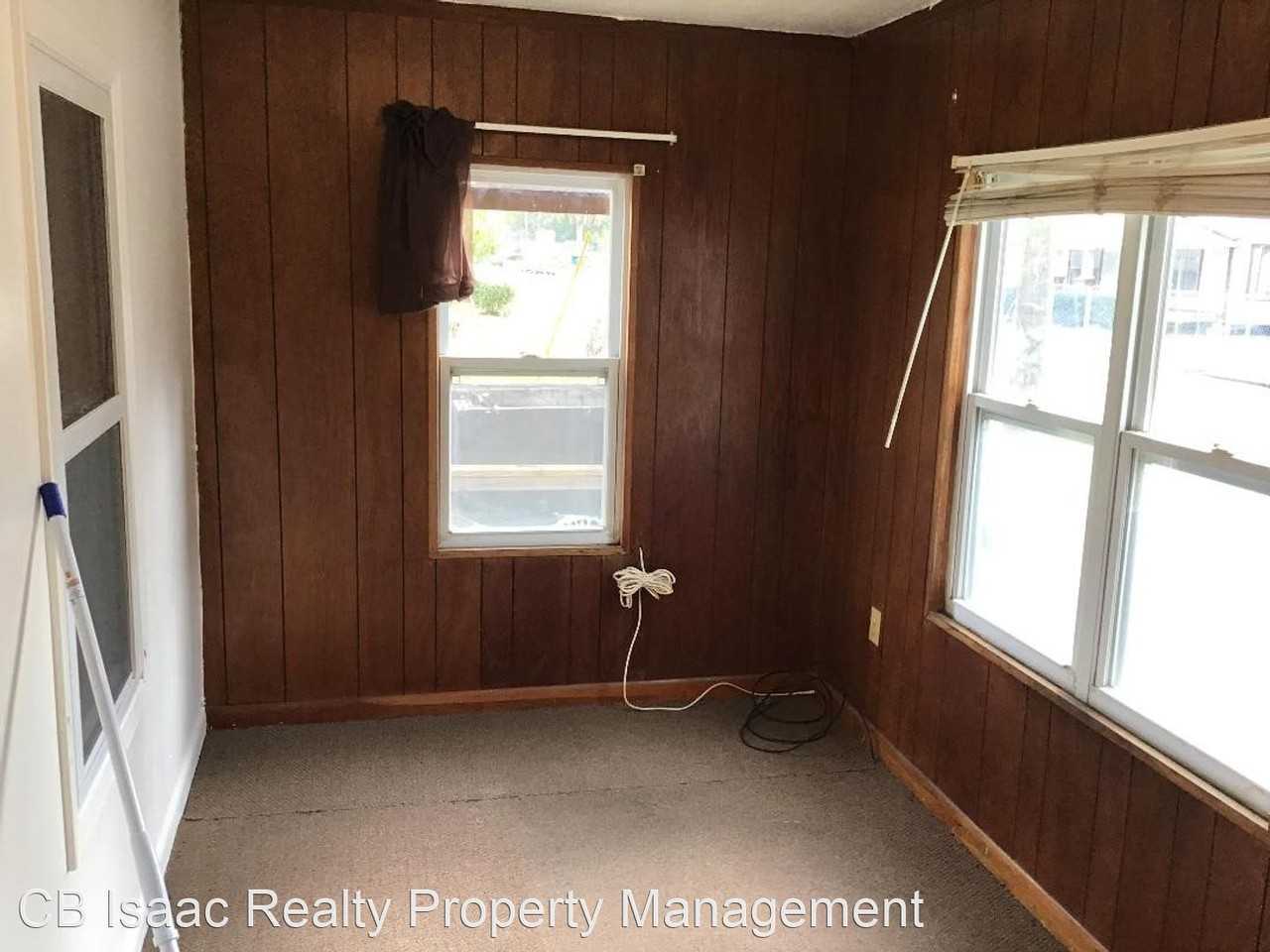 21524 Se 65th Ave - Photo 2 of 8