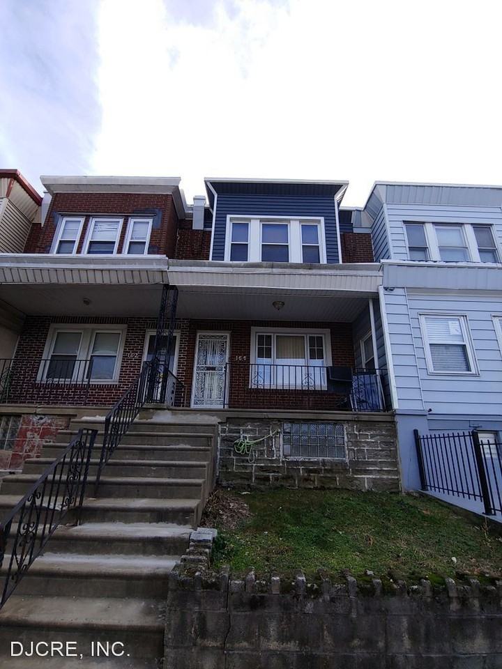164 W Ruscomb St - Photo 2 of 3