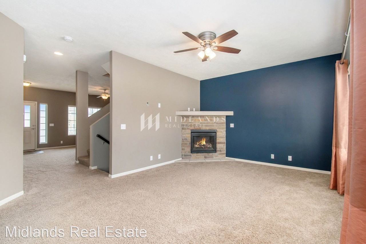 14200 S 18th St - Photo 2 of 14