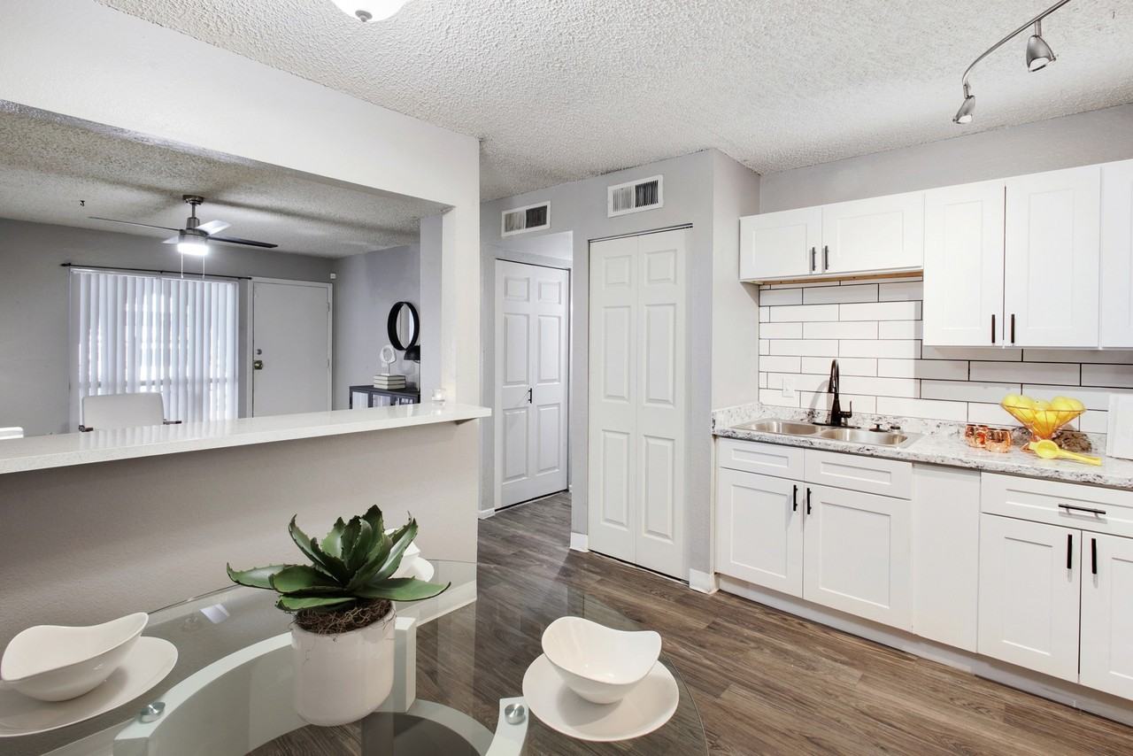 Sunrise on Bethany - Photo 3 of 45