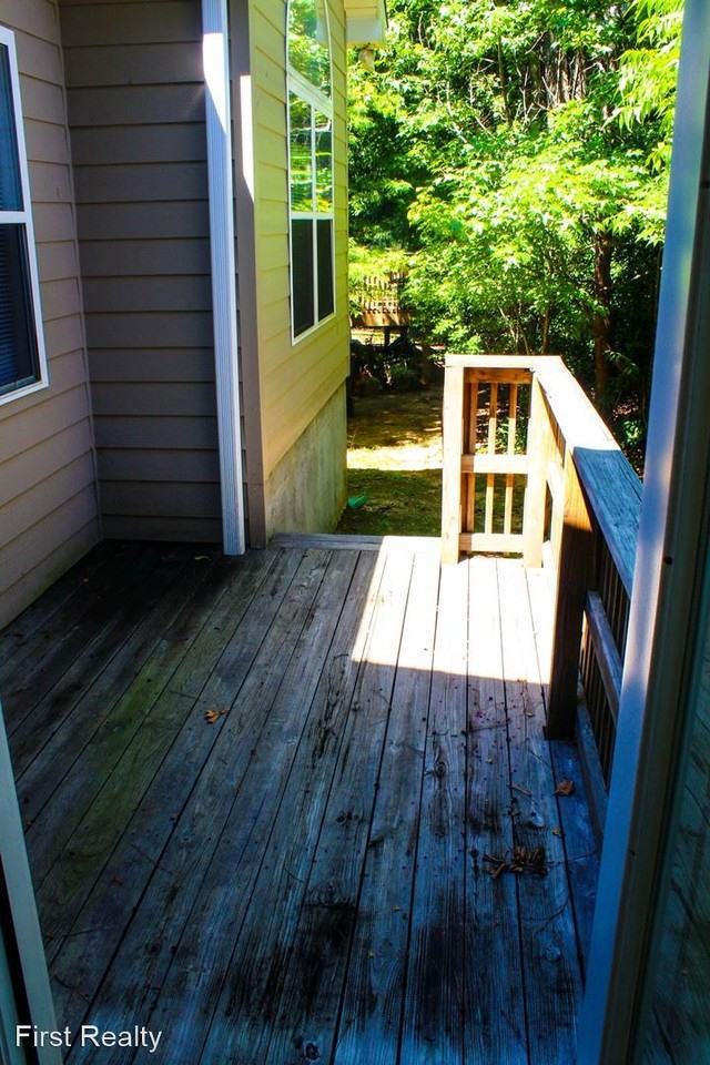 667 Kalypso Cir - Photo 2 of 17