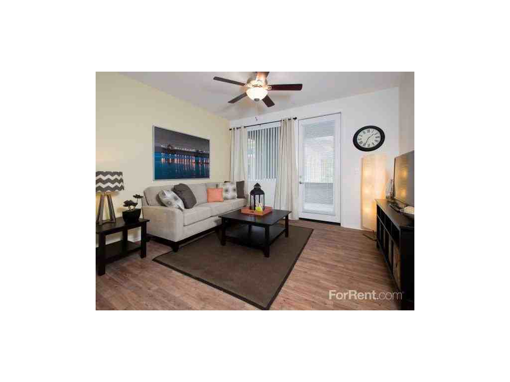 Avila Apartment Homes - Photo 3 of 14