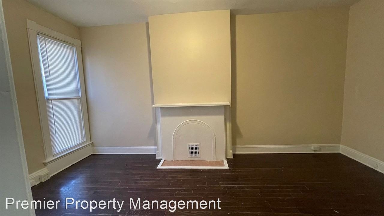 1922 Druid Hill Ave - Photo 2 of 16