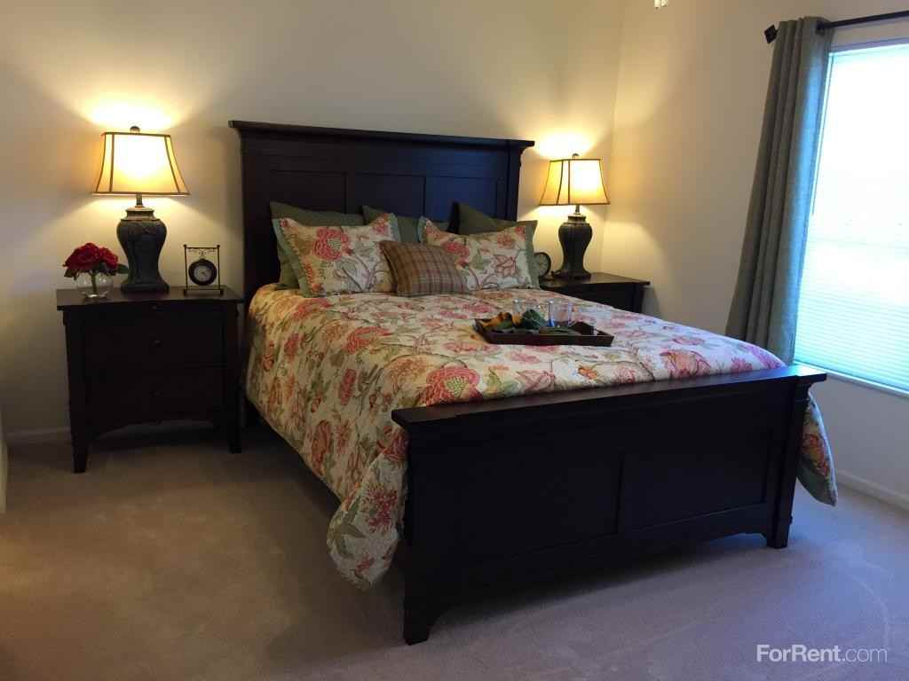 Maple Square by Redwood - Photo 3 of 9