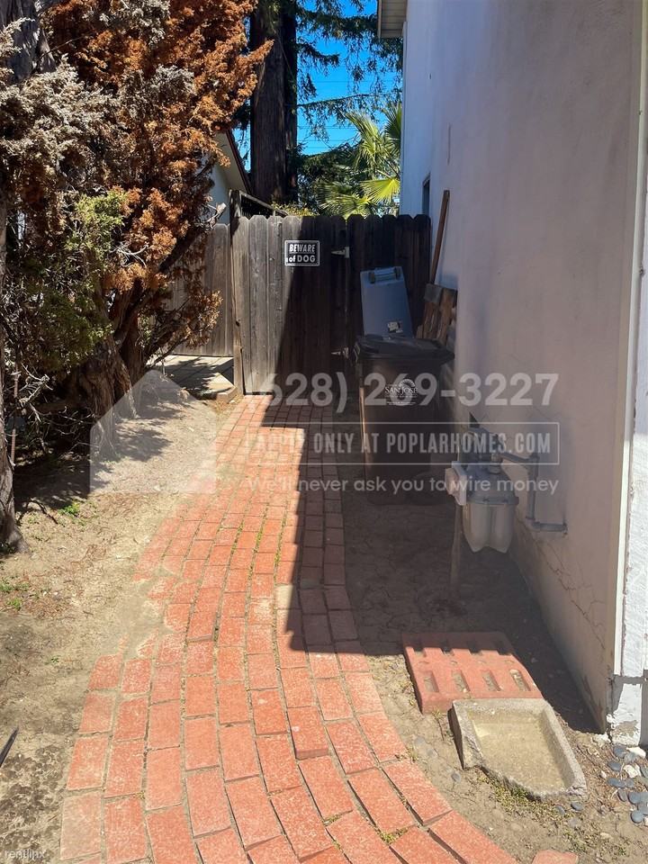 4601 Catalina Dr - Photo 2 of 30