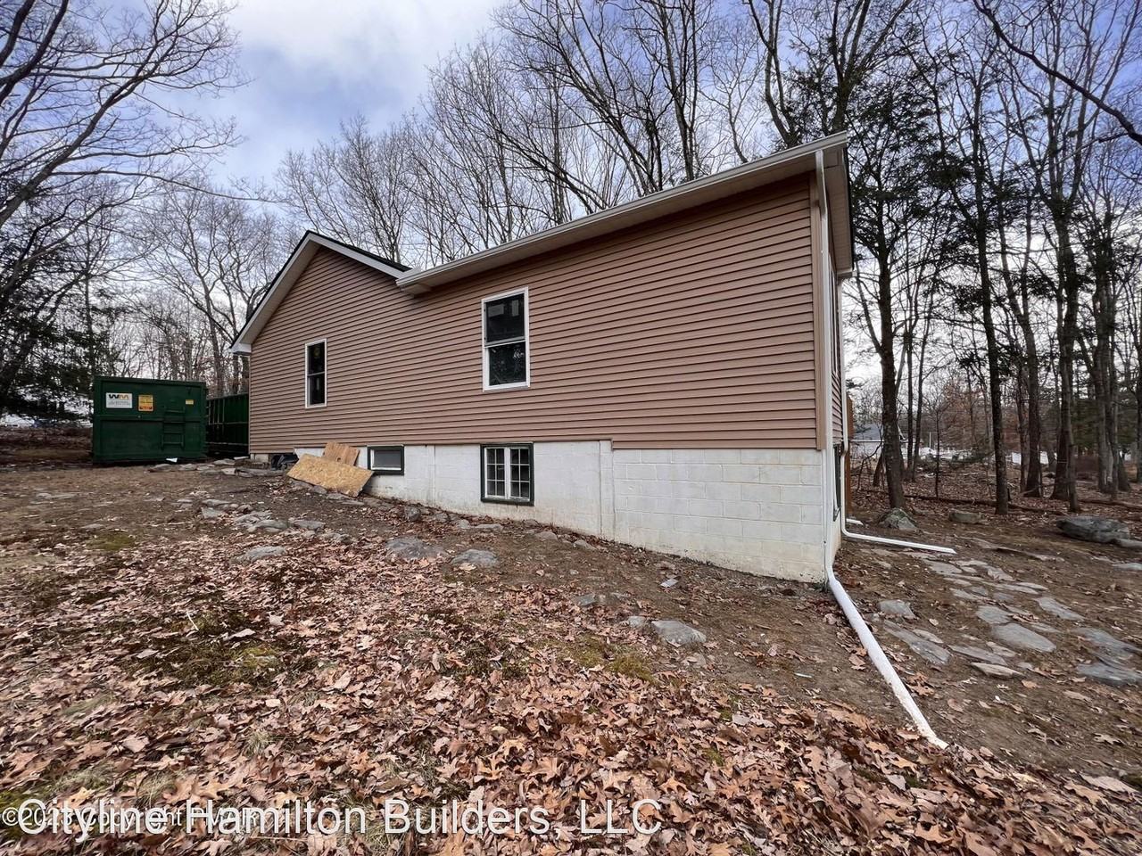 3417 Skycloud Dr - Photo 3 of 9