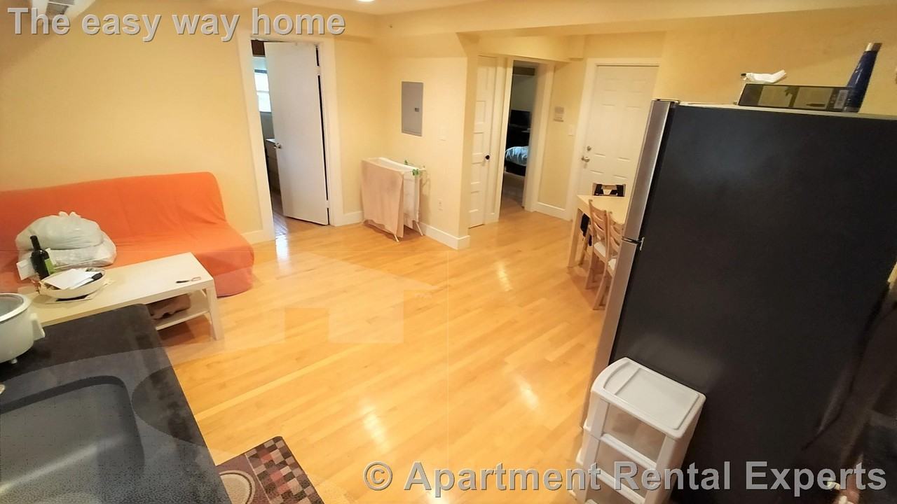 156 Magazine St #B - Photo 3 of 10