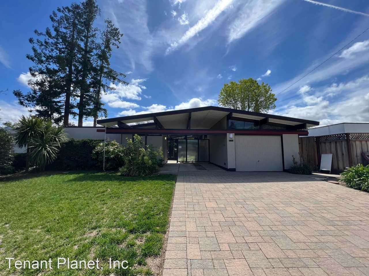 714 Stendhal Ln - Photo 3 of 43