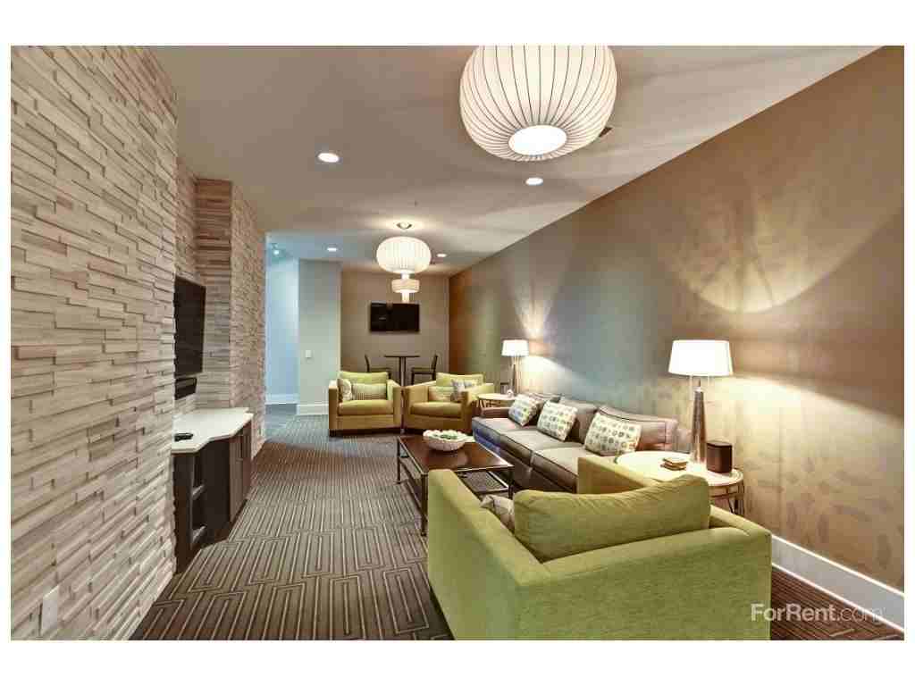 Solis Crabtree - Photo 3 of 20