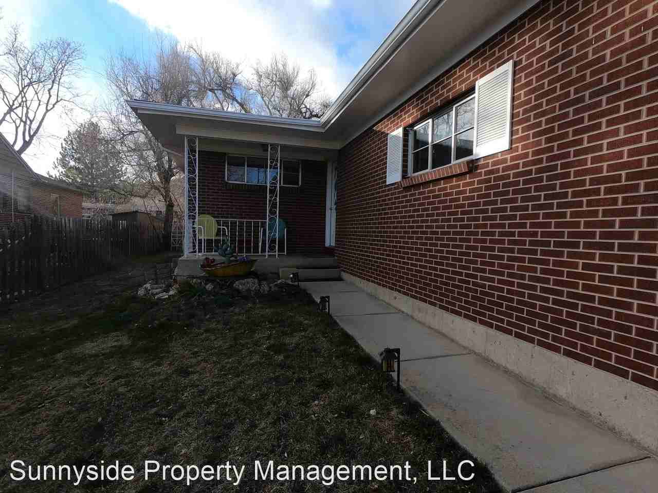3005 Jefferson St - Photo 2 of 17