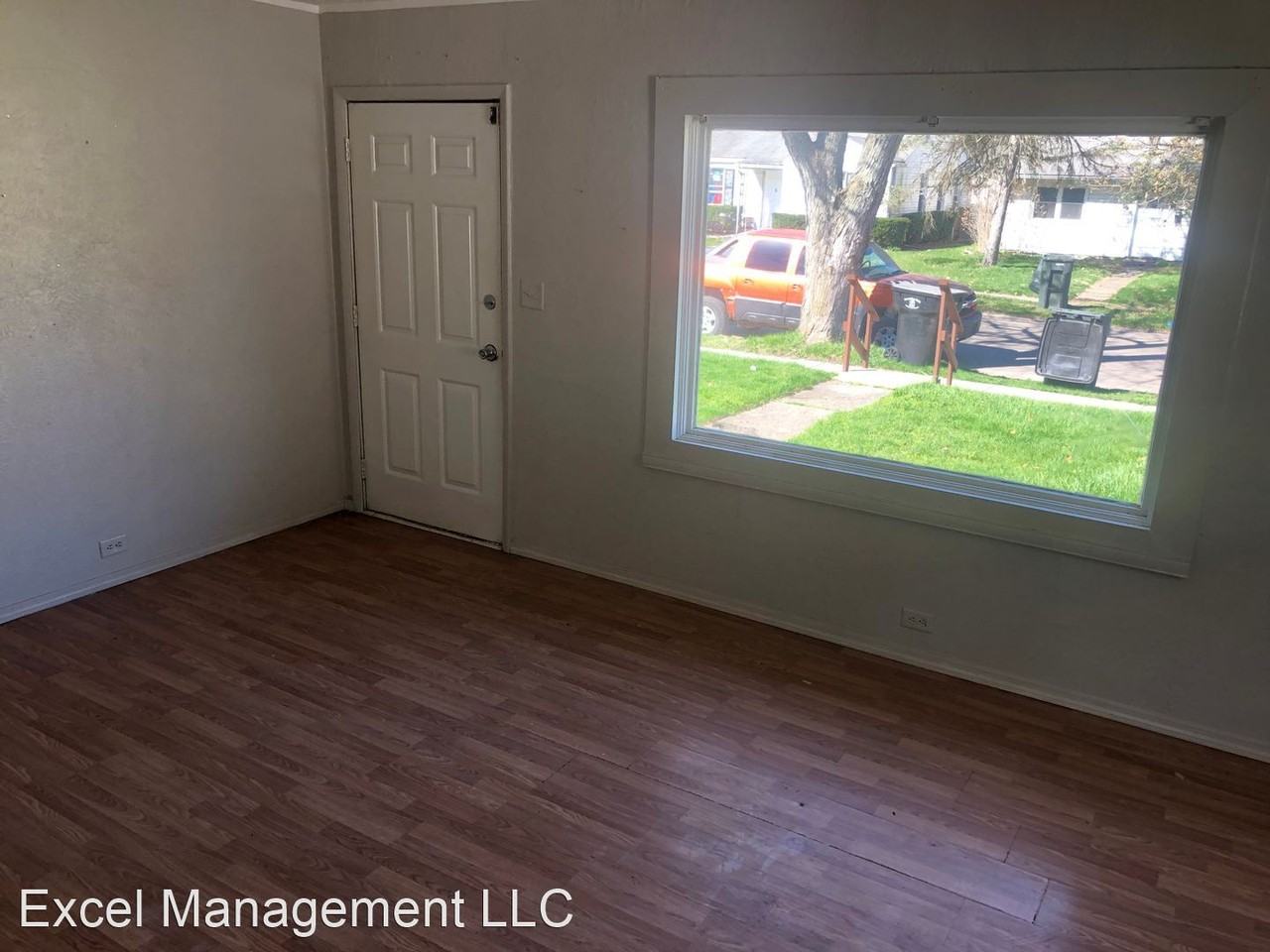 1522 N Olive St - Photo 3 of 6