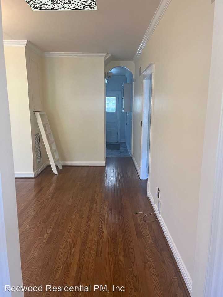 630 Charles St - Photo 2 of 15