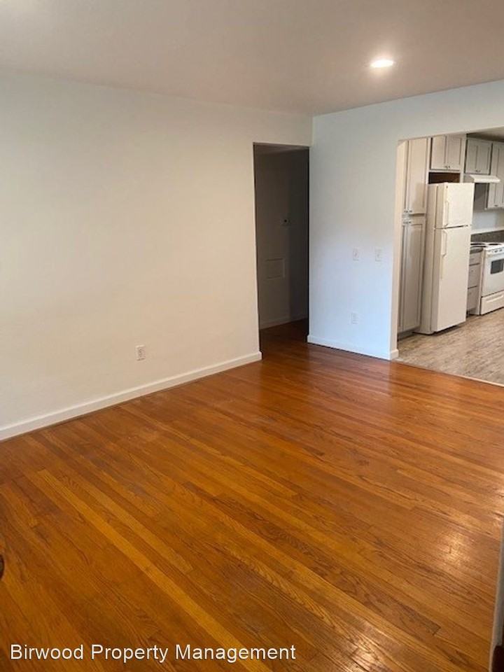 6506 Elmwood Ave ## 08 - Photo 3 of 14