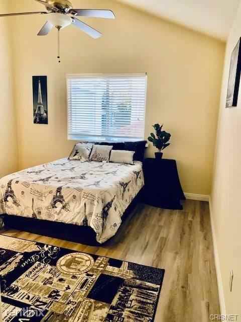 18336 Keswick St - Photo 2 of 8