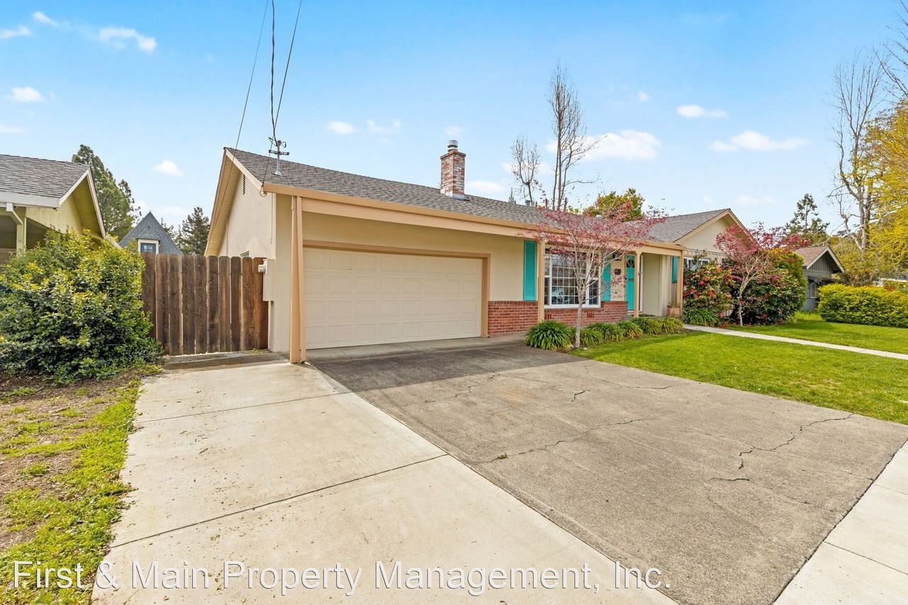 2121 Waverly St - Photo 3 of 44