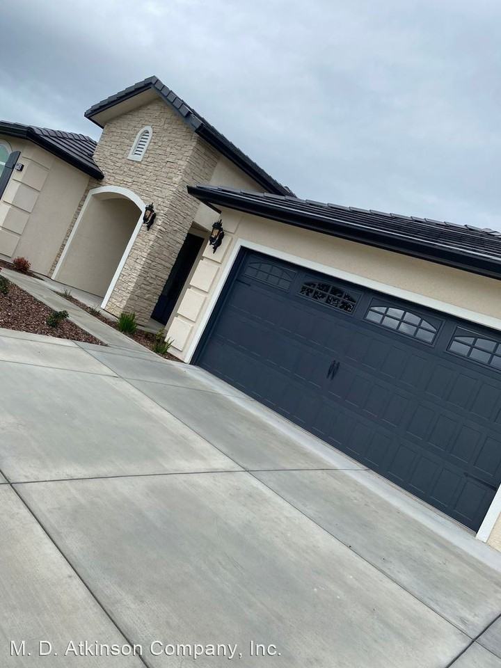 7716 Ruthburg Way - Photo 2 of 6