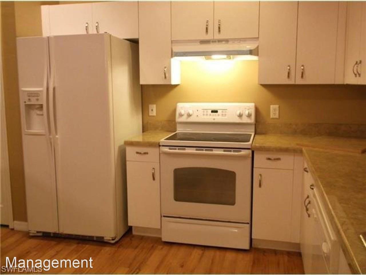 2143 Wyandotte Ave - Photo 3 of 8