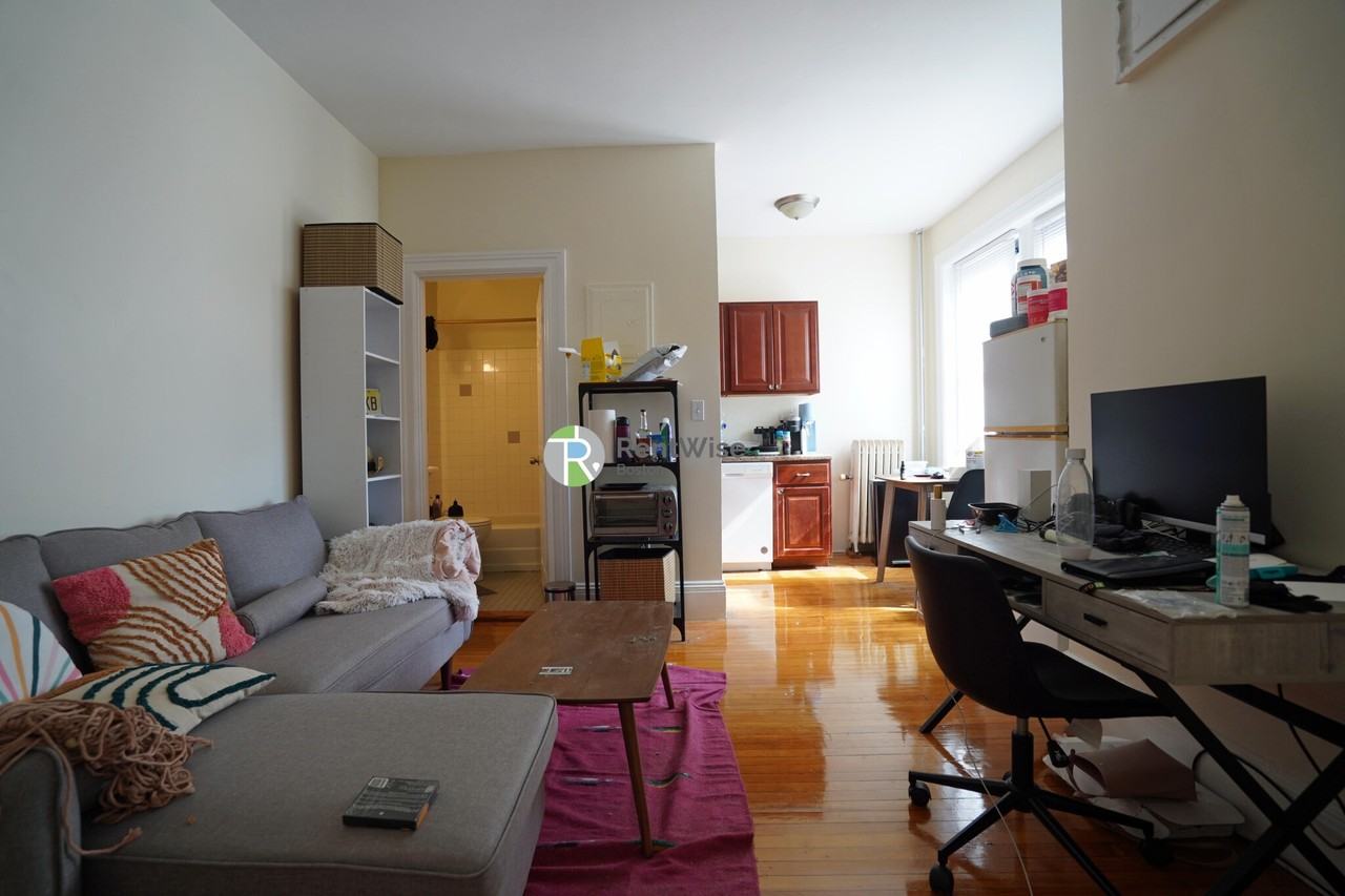 1212 Commonwealth Ave #12