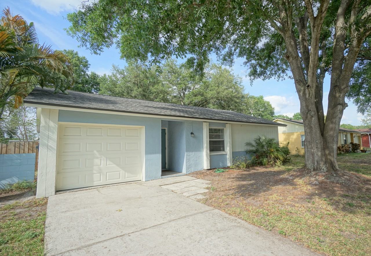 5117 Ellendale Ave - Photo 2 of 19