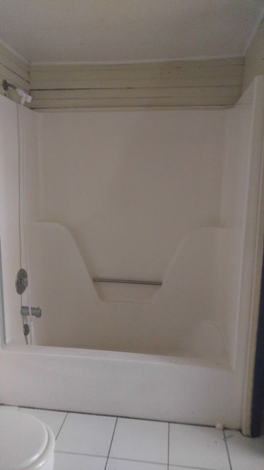 119 W Court St - Photo 3 of 4