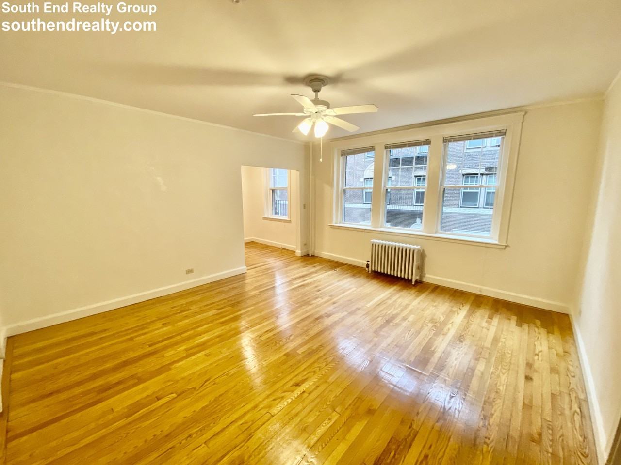 119 Peterborough St #22 - Photo 3 of 10