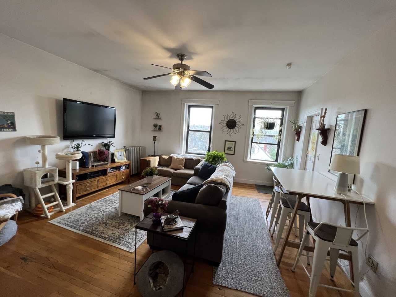 11 Cummings Rd #6 - Photo 2 of 17