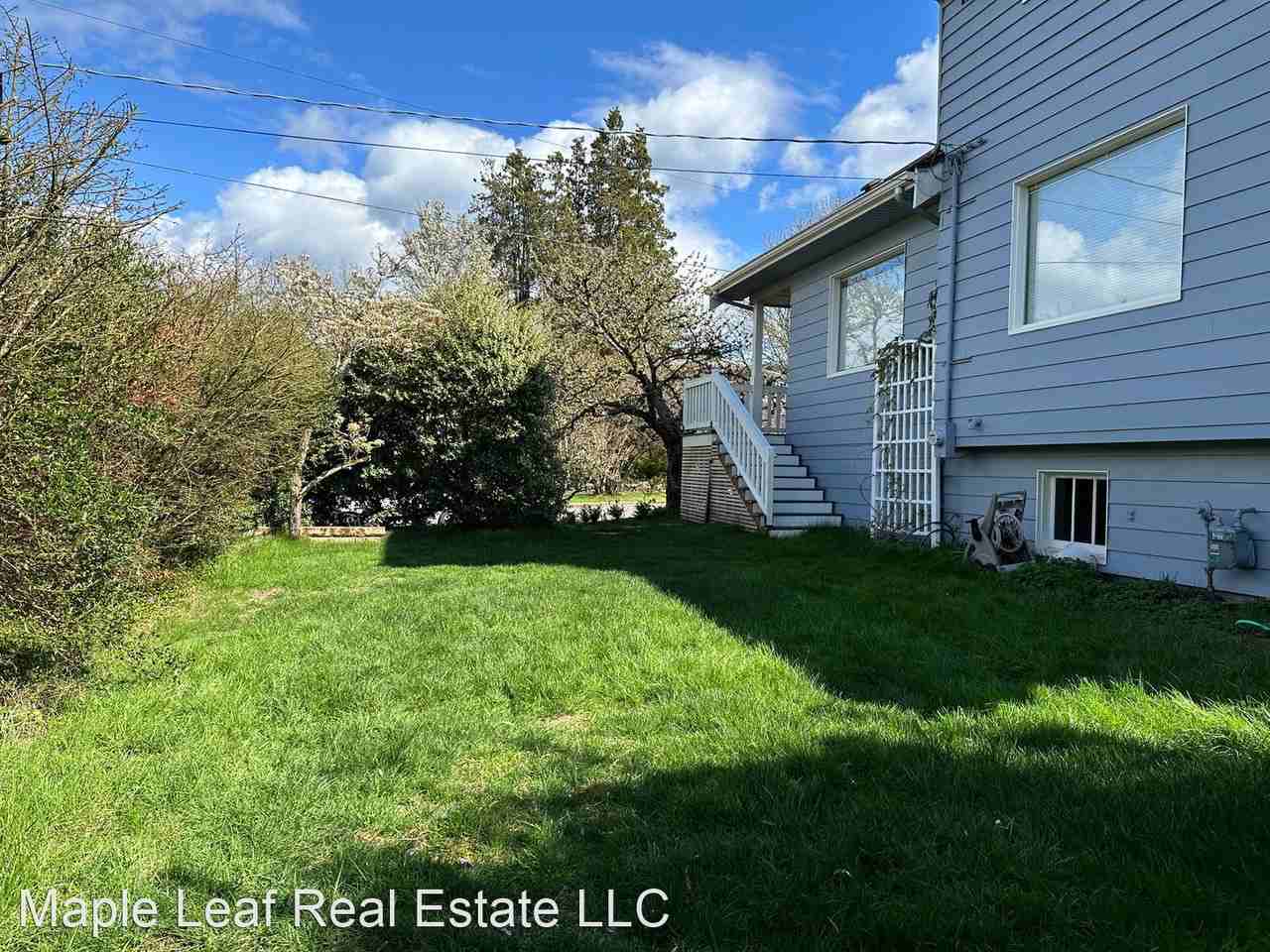 5217 Keystone Pl N - Photo 3 of 34