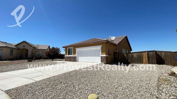 11528 Fern Pine St - Photo 3 of 23