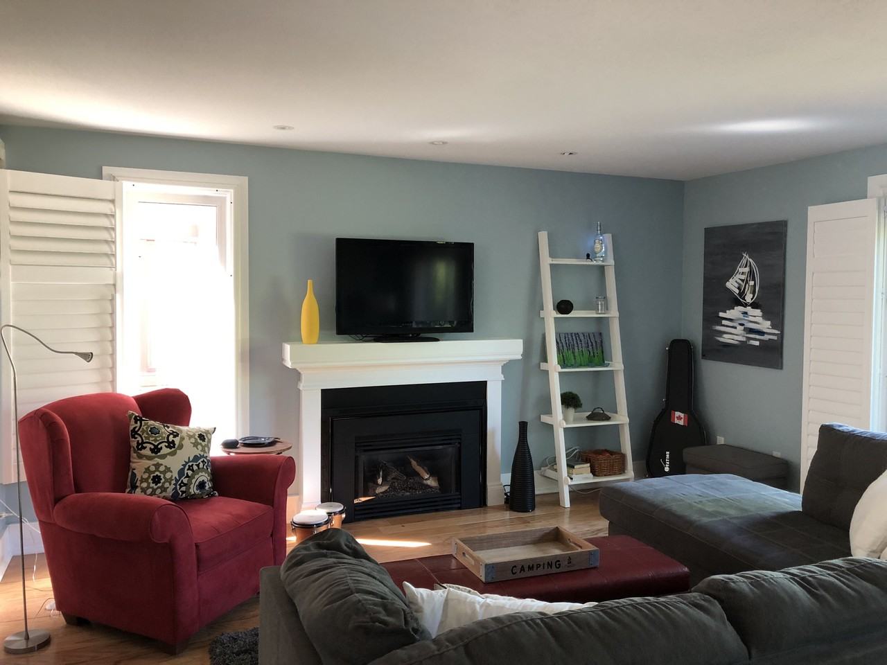 150 Escarpment Crescent - Photo 3 of 13