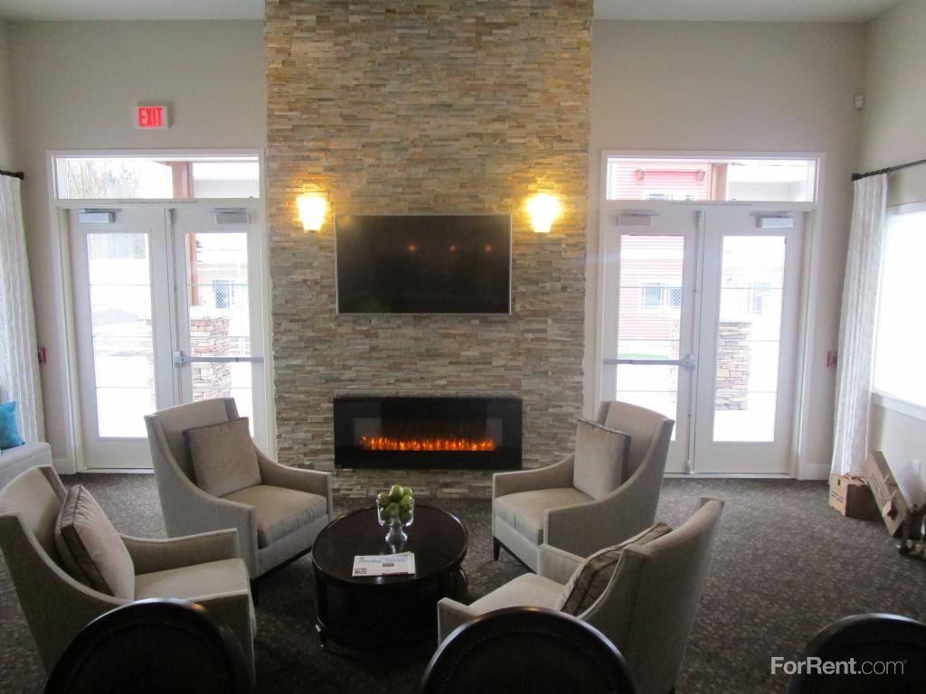 LARC at Olympia - Photo 2 of 20