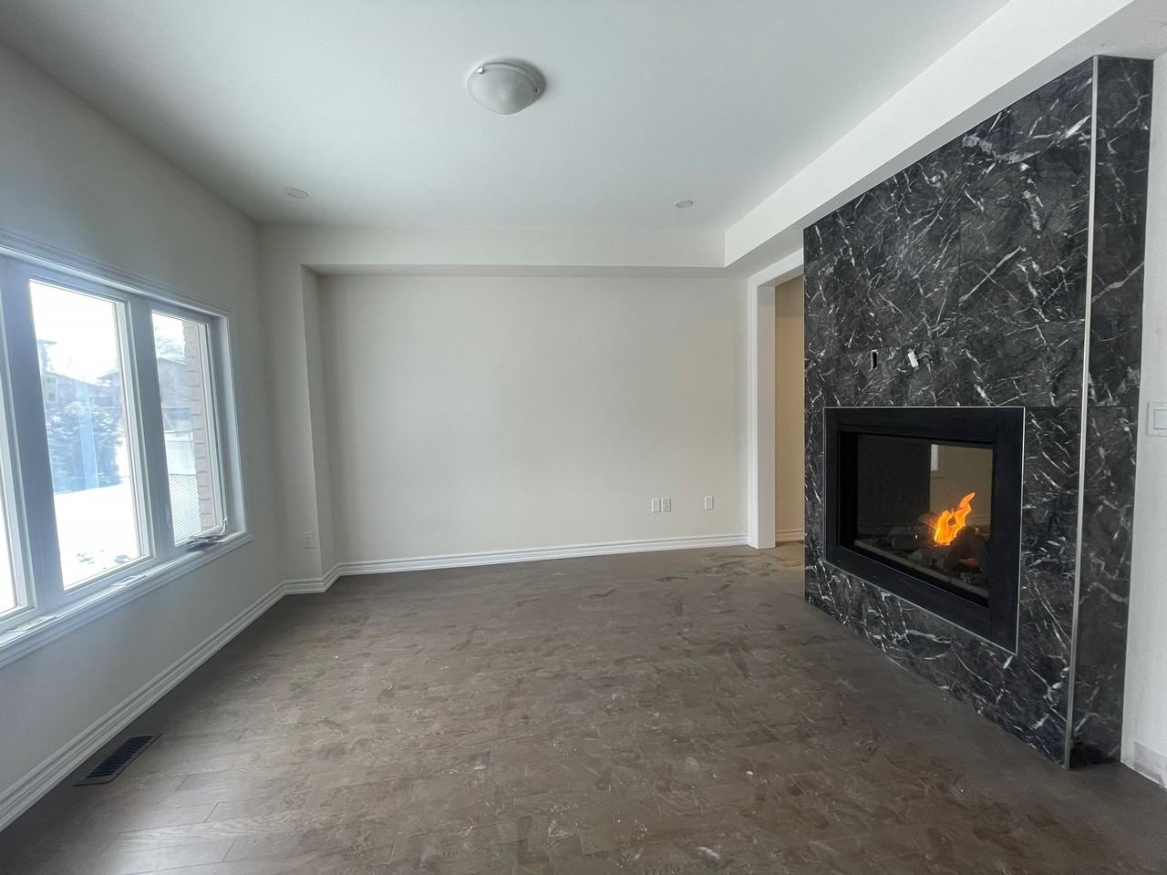 269 Fleetwood Drive - Photo 2 of 16