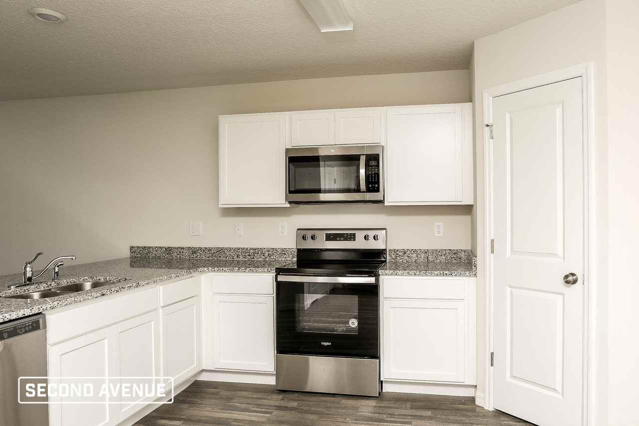 11745 N Shenandoah Way - Photo 4 of 20