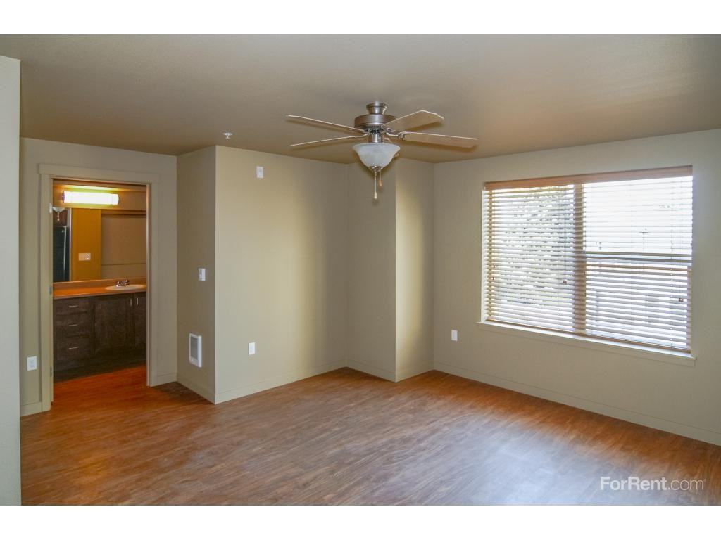 Monroe - Photo 3 of 14