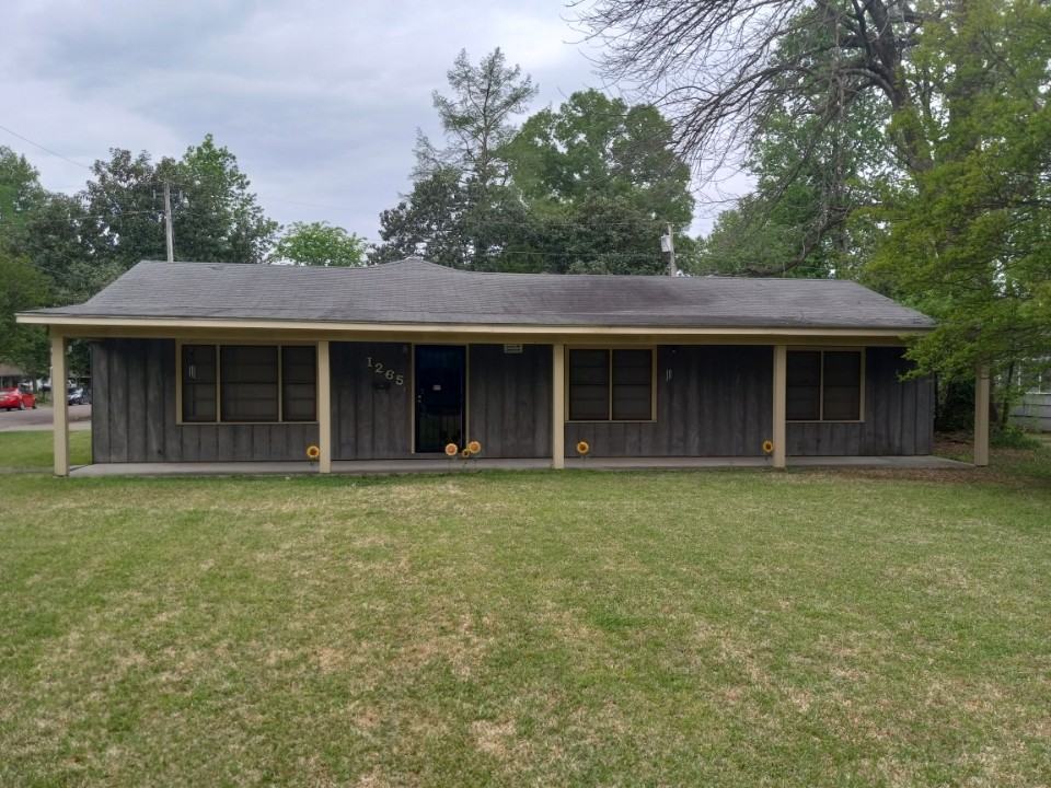 1265 E John St #NA - Photo 3 of 5