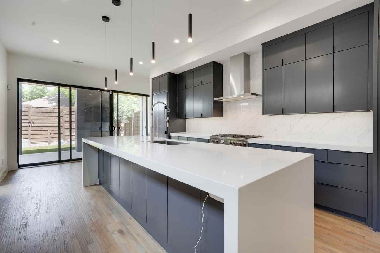5627 Matalee Ave #NA - Photo 2 of 37