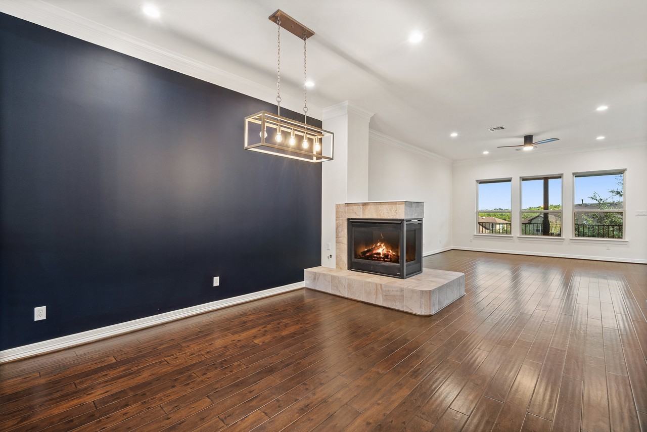 343 Lombardia Dr #18B - Photo 3 of 32