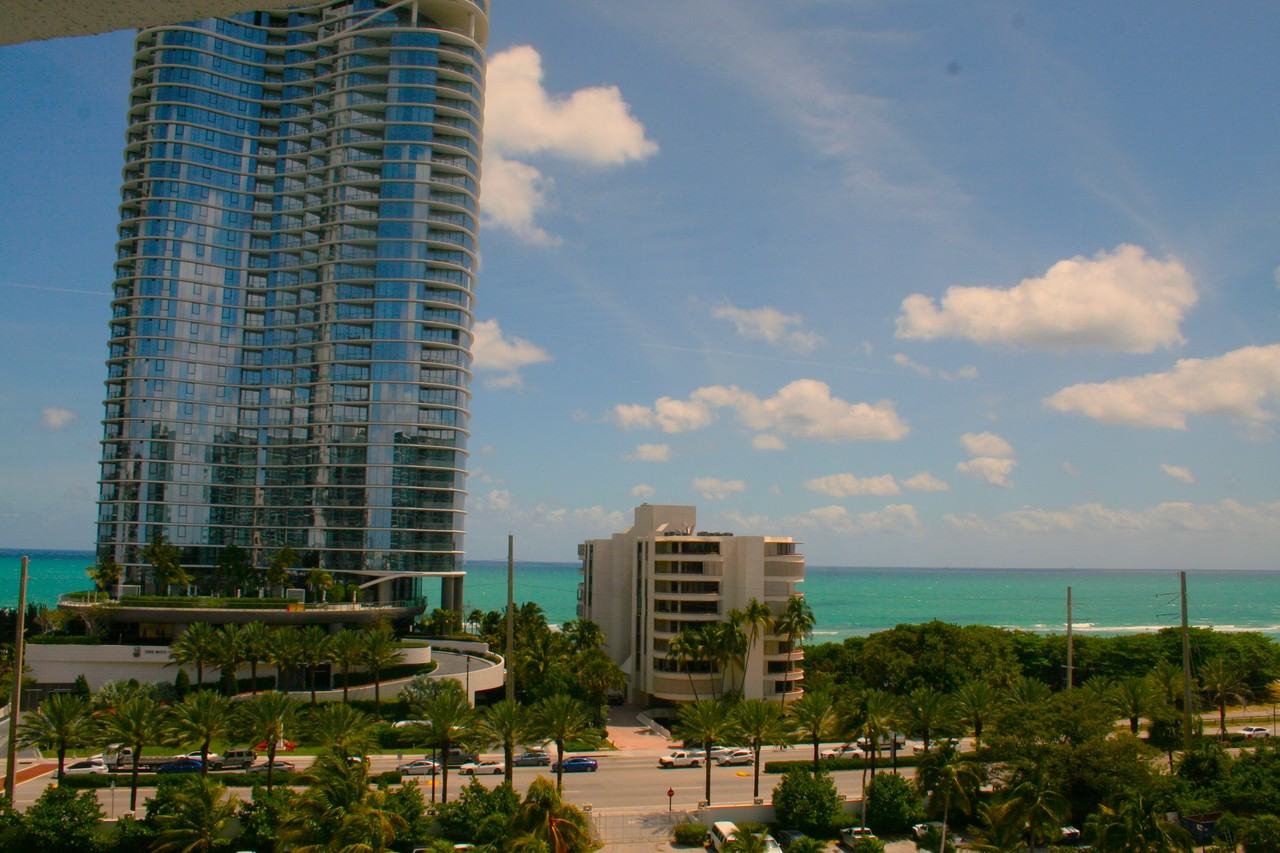 ARLEN HOUSE 100 - Photo 2 of 29