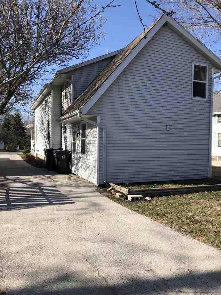 789 Pine St #1 - Photo 2 of 10