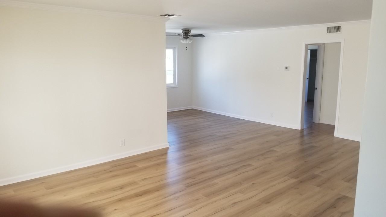 Clark Apartments - Photo 5 of 16