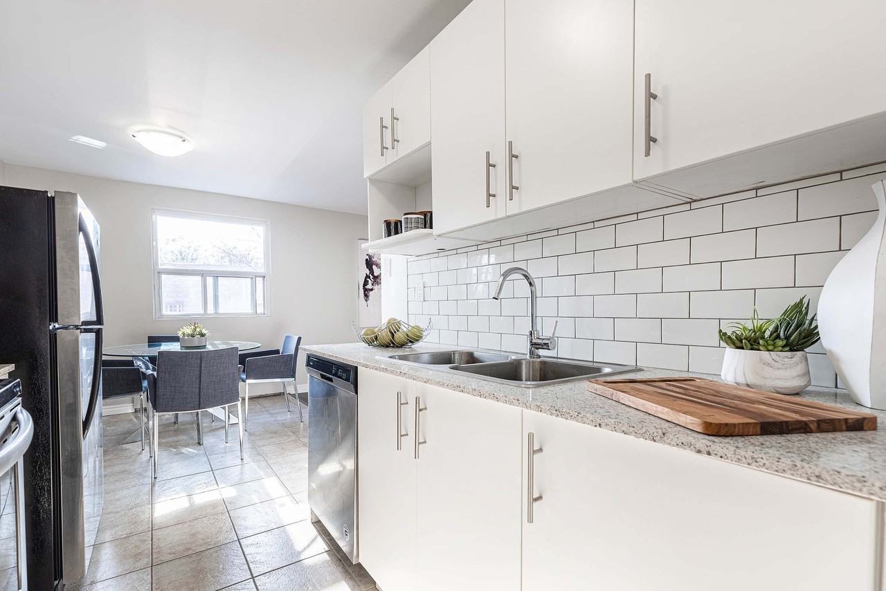 Barclay Towers Apartments 695 Talbot St, London, ON N6A 2T8 Zumper