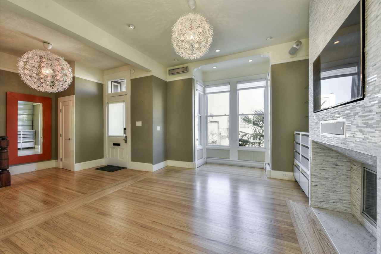 347 Clipper St - Photo 3 of 24