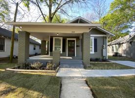 featured image of 2520 E Washington Ave
