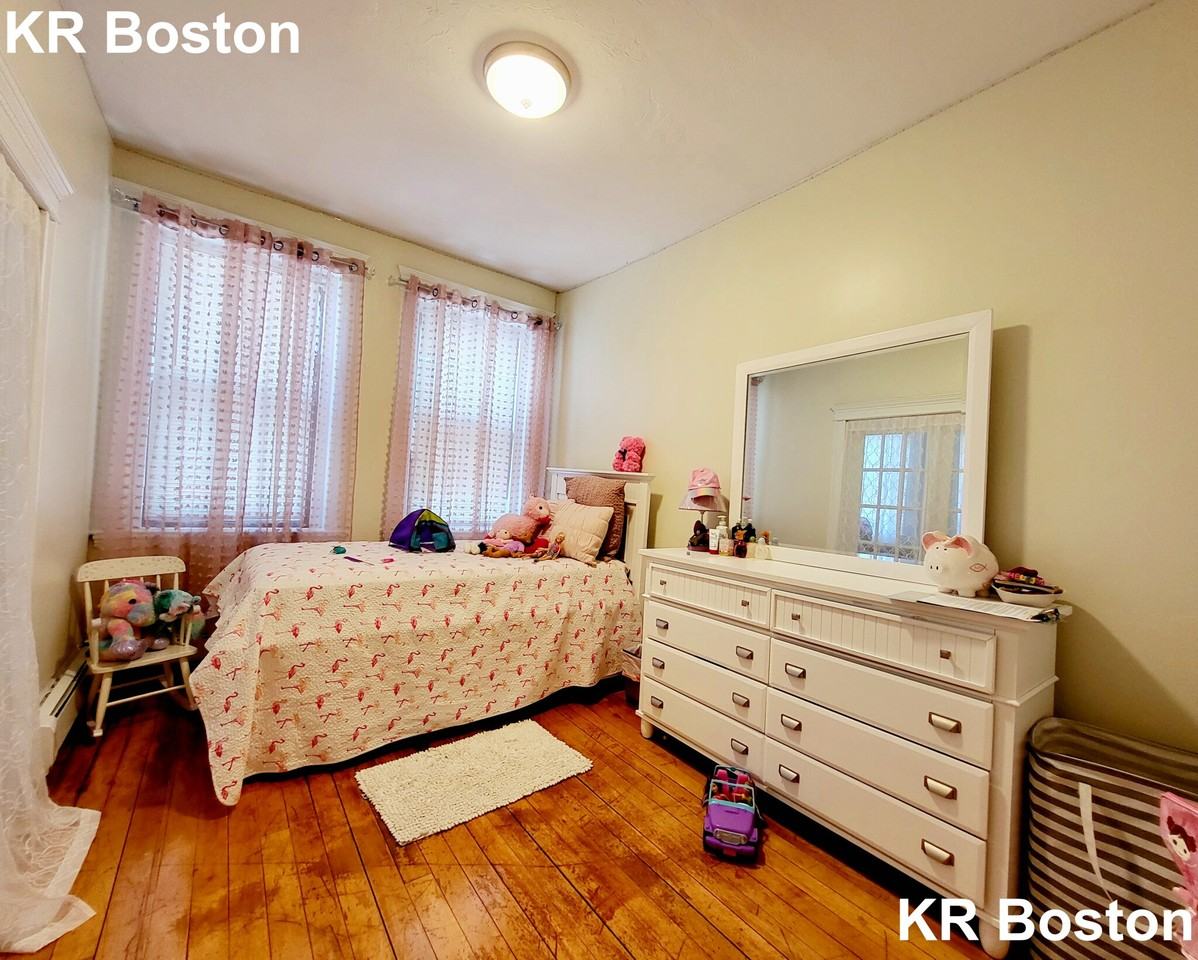 Commonwealth Ave. & Kelton St #6 - Photo 4 of 29