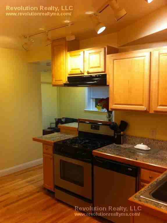5 Colliston Rd #B - Photo 2 of 8