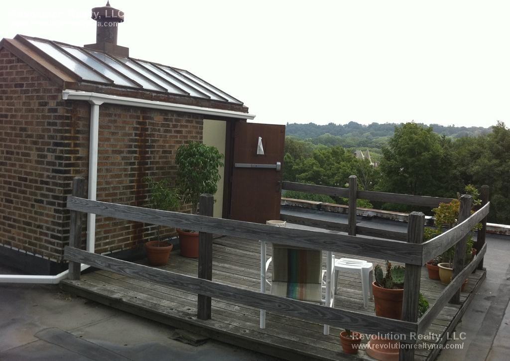 5 Colliston Rd #B - Photo 7 of 8