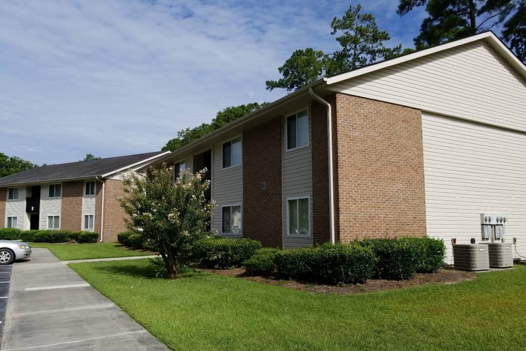 Crane Creek Apartments - Photo 5 of 5